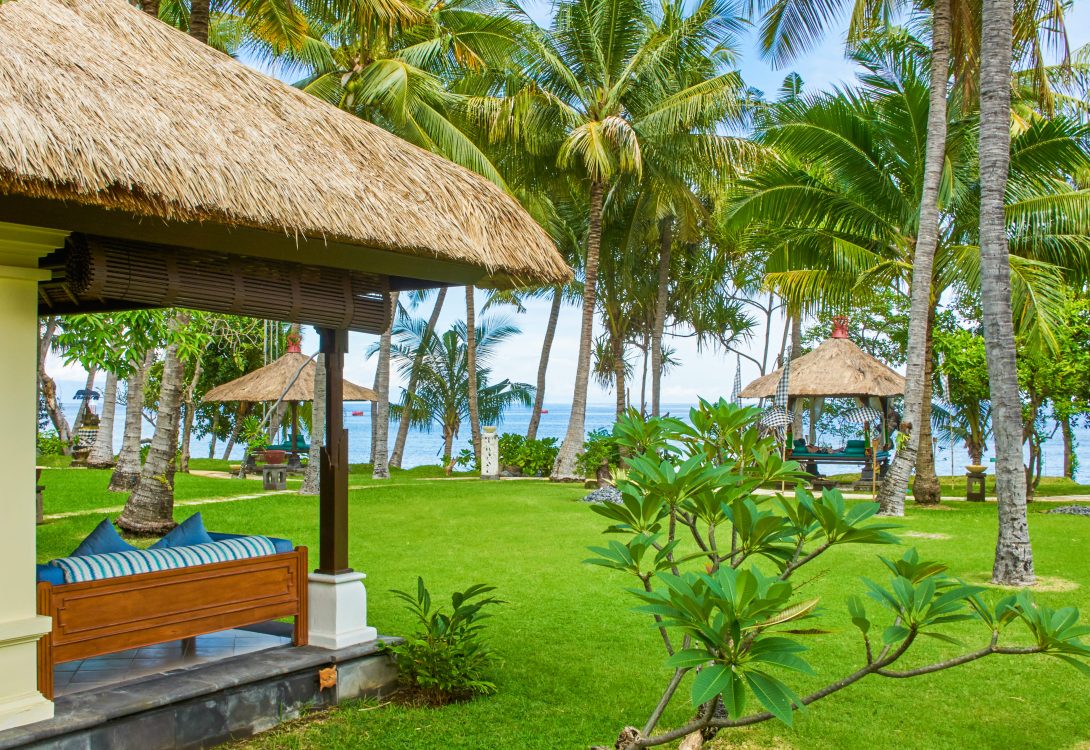 Deluxe ocean villa